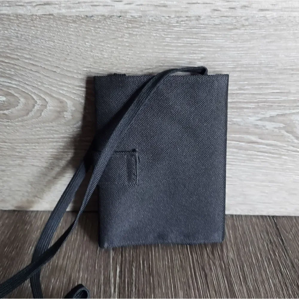 American Tourister Black Travel Wallet